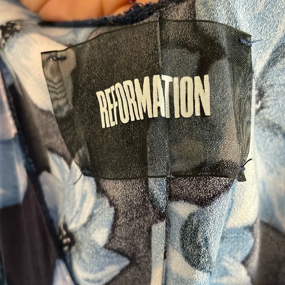 Reformation Talia Midi Wrap Dress‎ Women’s Size 2 Floral Blue Adjustable Strap - Picture 7 of 9